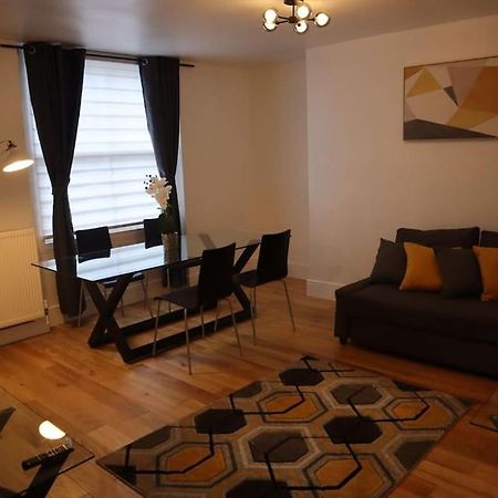 The Basement Apartment London Exterior photo